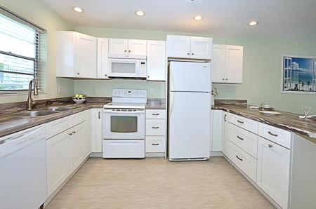 2800 Indian River Blvd.