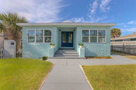 128 S Wild Olive Avenue