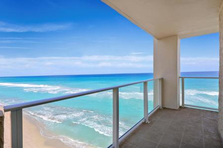 5440 N Ocean Drive