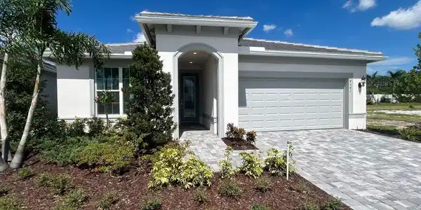 4541 Nautilus Circle