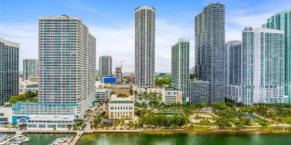 1750 N Bayshore Drive