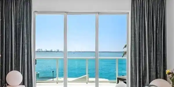 1910 Bay Drive