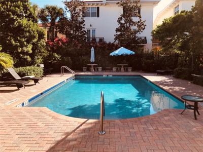 2502 N Dixie