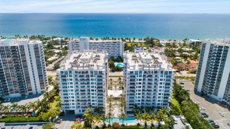 2821 N Ocean Blvd