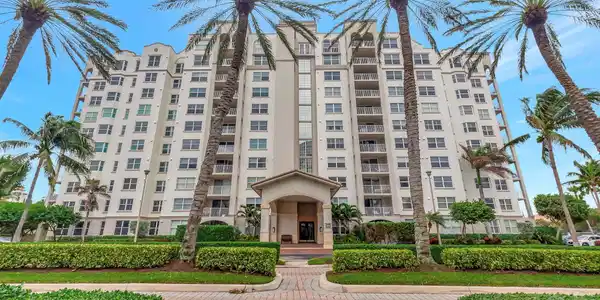 3606 S Ocean Boulevard