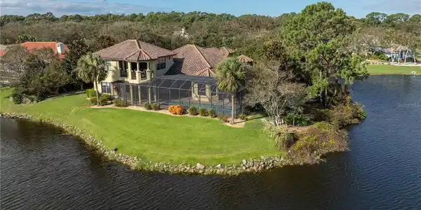 10 Anastasia Court