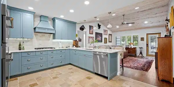 410 N Ocean Breeze