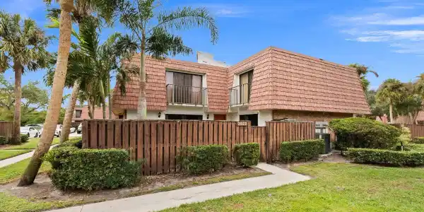 3022 SW Sunset Trace Circle