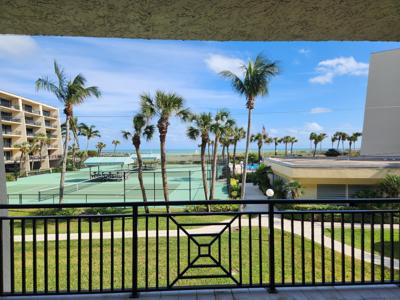 3939 Ocean Drive