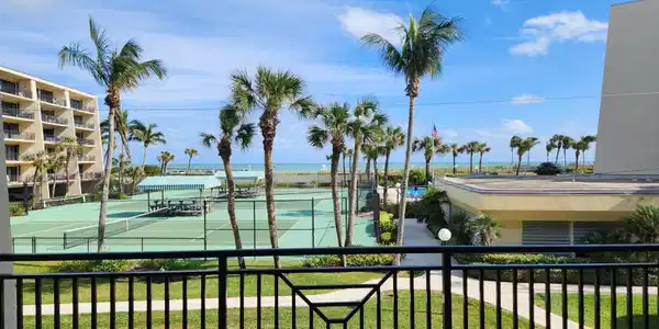 3939 Ocean Drive