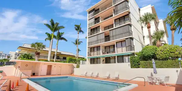 225 Beach Road