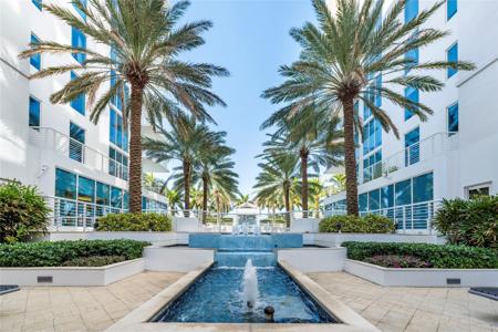 2821 N Ocean Blvd