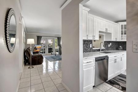 219 NE 14th Ave