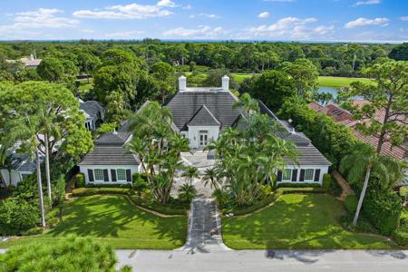 7783 SE Golfhouse Drive