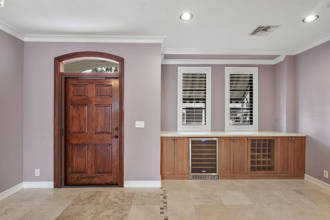 Image 4: 15-web-or-mls-DSC05273