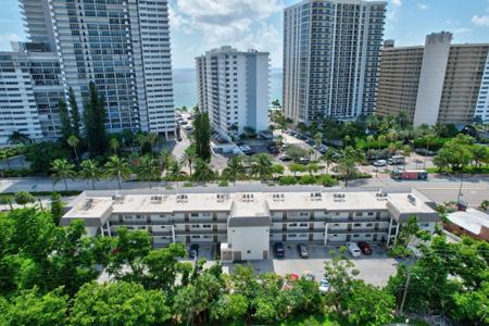 4143 N Ocean Blvd