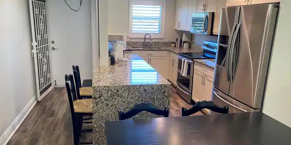 1100 Ponce De Leon Circle