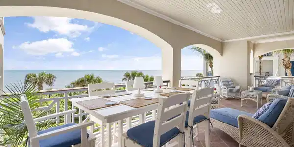 70 Beachside Drive
