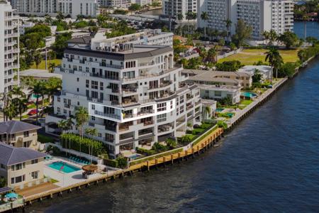 615 Bayshore Dr