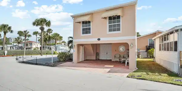 10701 S Ocean Boulevard