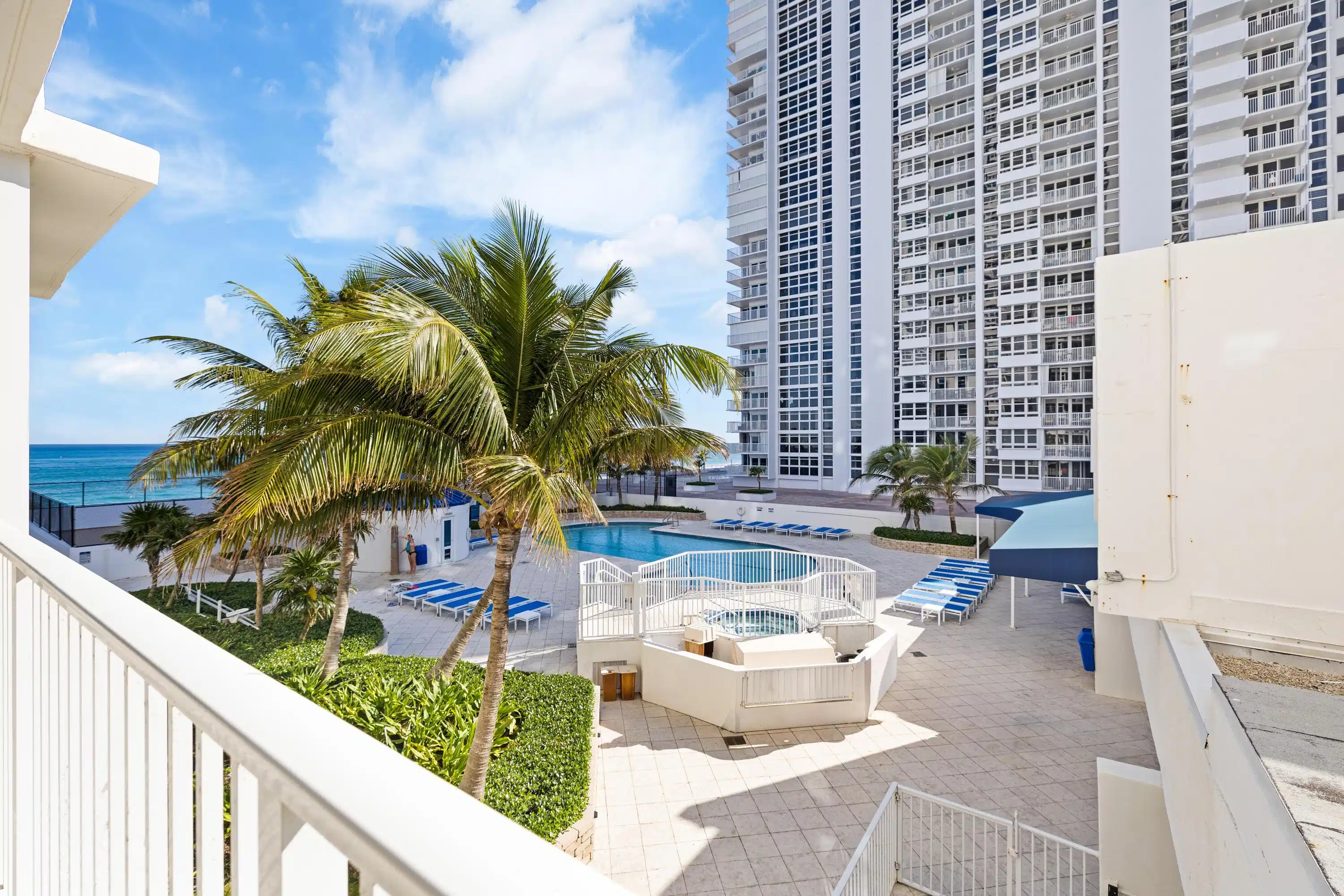 Image 1: 1360 s ocean blvd. #403-29
