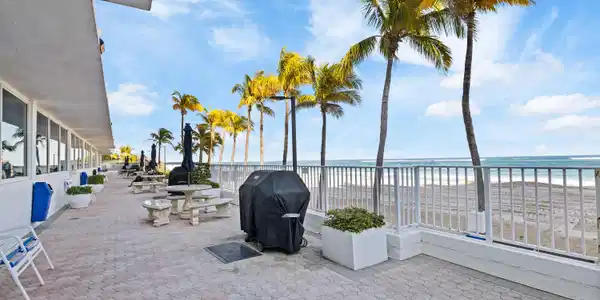 Image 2: 1360 s ocean blvd. #403-36