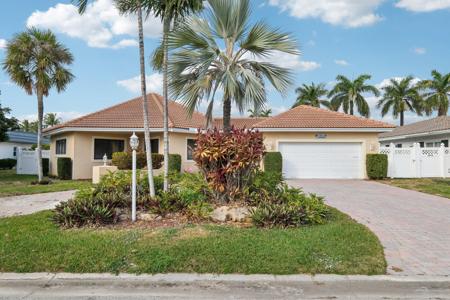 3111 NE 56th Ct