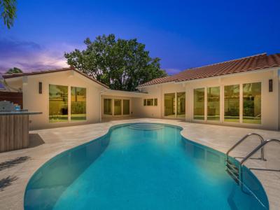 105 W Bonefish Circle