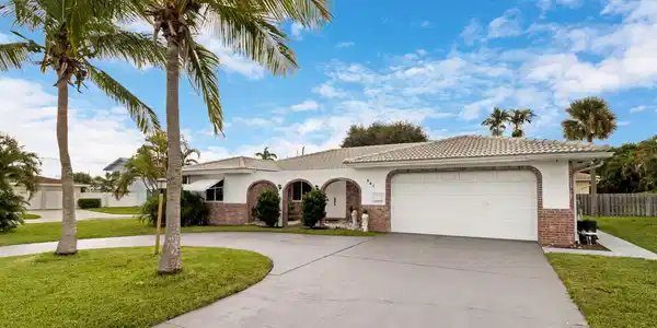 541 SE 17th Avenue