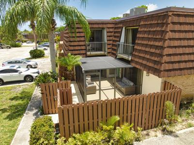 5893 SE Riverboat Drive