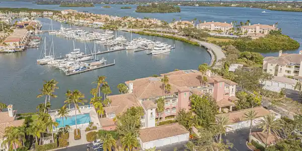 5225 E Harbor Village Dr #303
