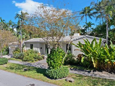 306 NE 16th Ave
