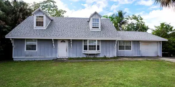 3504 NE Indian Court