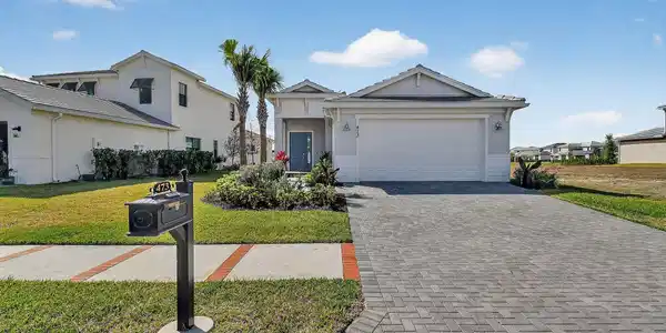 Image 2: Front of Home