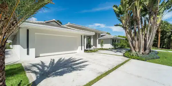 Image 4: 229 Golfview Drive Tequesta _16