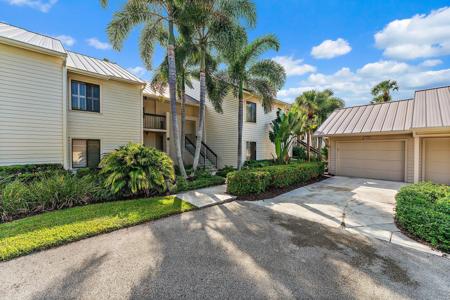 6464 SE Brandywine Court