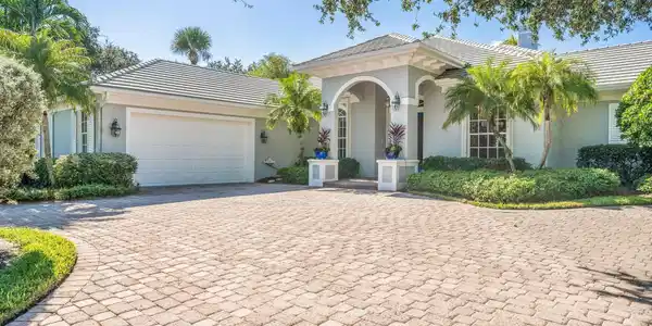 409 Sable Oak Drive