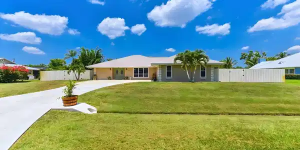 2962 SE Darien Road