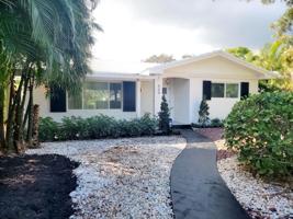 509 N Lakeside Drive
