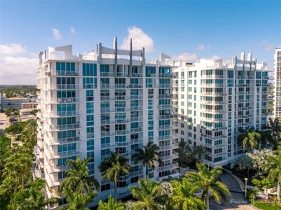 2821 N Ocean Blvd