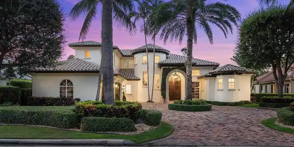 271 Royal Palm Way