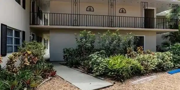 800 Coquina Lane