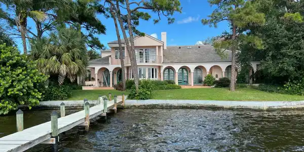 17 Bay Harbor Road