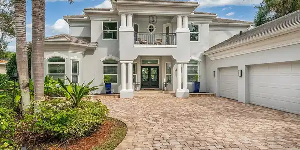 700 Marbrisa River Lane