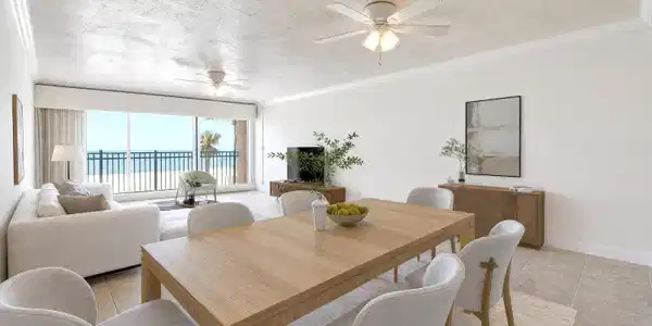 Image 4: Living - dining areas with ocean views
