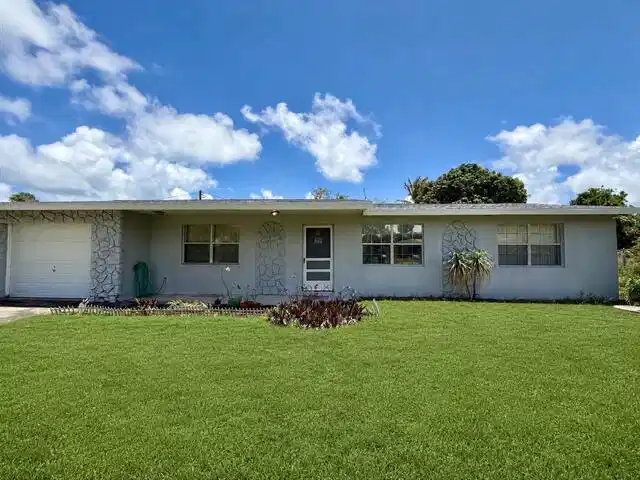 Image 1: Front Center 2
