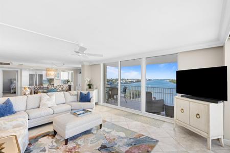 375 Beach Road