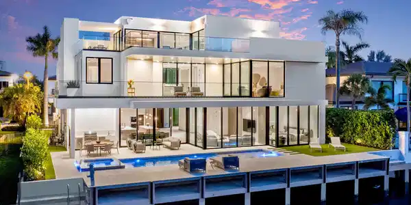 541 Golden Harbour Drive