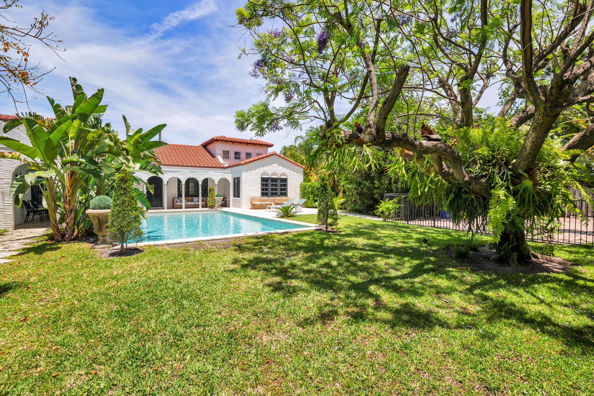 Image 2: Backyard
