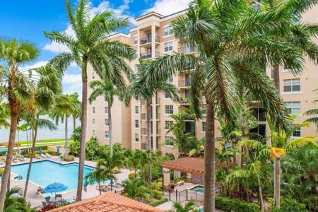 1801 N Flagler Dr